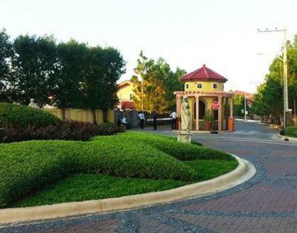 Relaxing Home At Camella Bacolod, Near Airport, Rockwell, Terminals, Famous Resto Eksteriør bilde